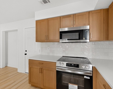 11231 Pelican Drive - Photo Thumbnail 14
