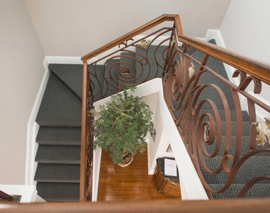 158 Sw Peacock Boulevard - Photo Thumbnail 26