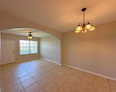 158 Sw Peacock Boulevard - Photo Thumbnail 2