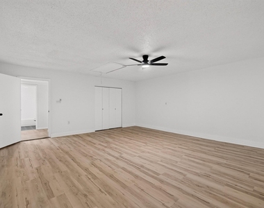 2938 Churchill Way - Photo Thumbnail 25