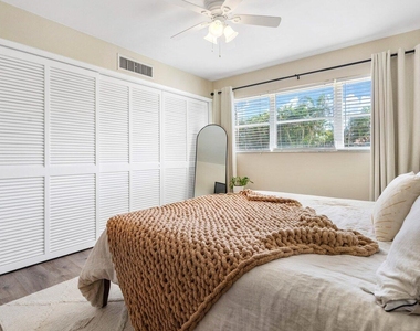2455 Ne 51st Street - Photo Thumbnail 19