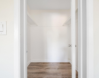 2455 Ne 51st Street - Photo Thumbnail 25