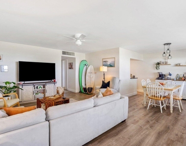 2455 Ne 51st Street - Photo Thumbnail 14