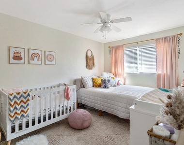 2455 Ne 51st Street - Photo Thumbnail 24