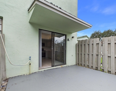 431 Jupiter Lakes Boulevard - Photo Thumbnail 13