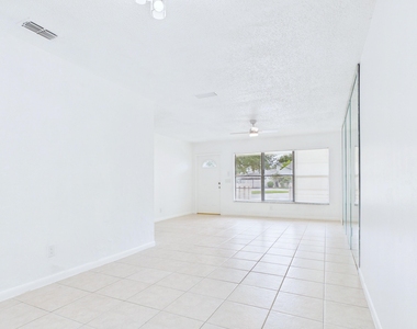 431 Jupiter Lakes Boulevard - Photo Thumbnail 7
