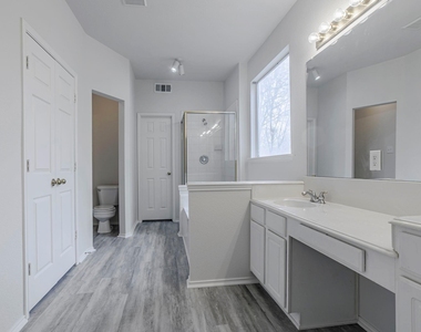 7025 Michael Drive - Photo Thumbnail 15