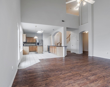 7025 Michael Drive - Photo Thumbnail 11