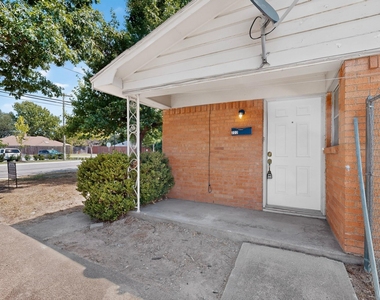 222 W Union Bower Road - Photo Thumbnail 32