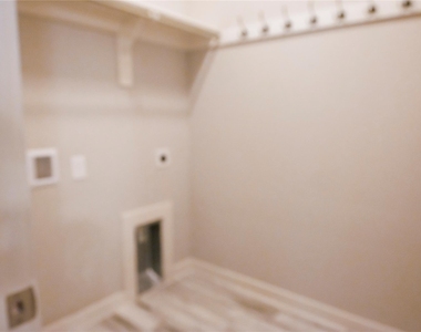 825 Eaglescliffe Landing - Photo Thumbnail 15