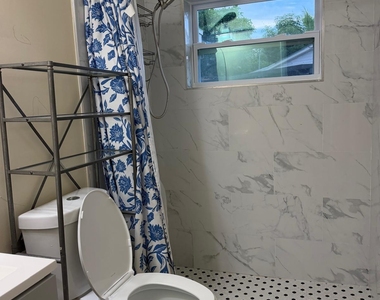 4159 Sherri Court - Photo Thumbnail 3