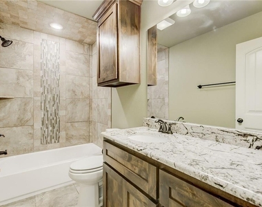 1318 Lauren Lane - Photo Thumbnail 23