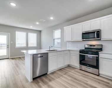 2717 Green River Road - Photo Thumbnail 2