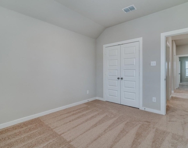 2717 Green River Road - Photo Thumbnail 9