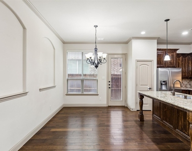 4944 Dominion Boulevard - Photo Thumbnail 6