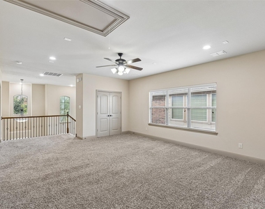4944 Dominion Boulevard - Photo Thumbnail 17