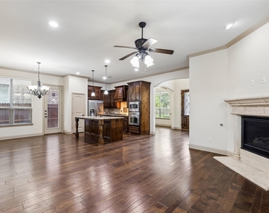 4944 Dominion Boulevard - Photo Thumbnail 9