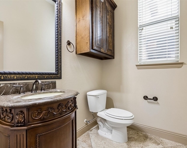 4944 Dominion Boulevard - Photo Thumbnail 15