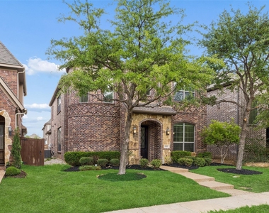 4944 Dominion Boulevard - Photo Thumbnail 1
