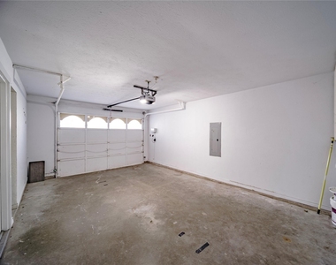 3112 San Jacinto Street - Photo Thumbnail 34
