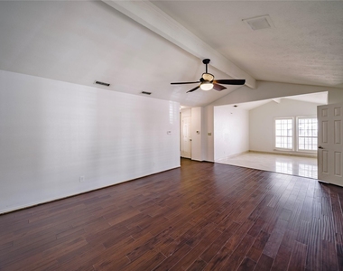 3112 San Jacinto Street - Photo Thumbnail 21