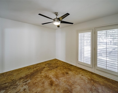 3112 San Jacinto Street - Photo Thumbnail 15