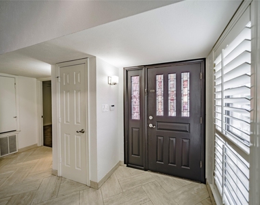 3112 San Jacinto Street - Photo Thumbnail 2