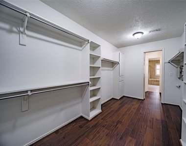 3112 San Jacinto Street - Photo Thumbnail 28