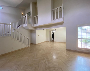 3112 San Jacinto Street - Photo Thumbnail 8