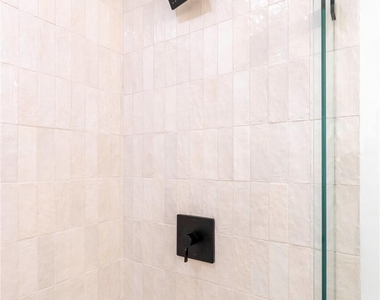 2705 Chadwick Drive - Photo Thumbnail 25