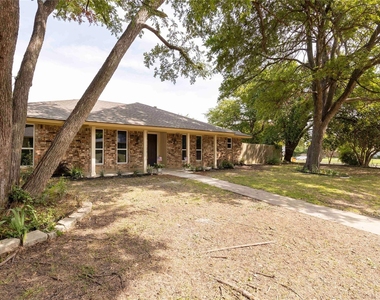 2705 Chadwick Drive - Photo Thumbnail 1