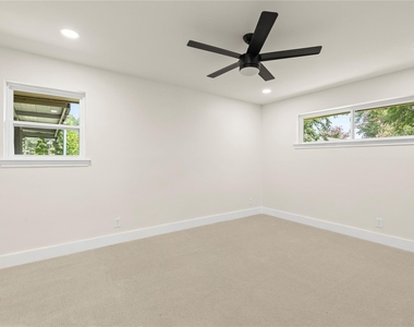 2705 Chadwick Drive - Photo Thumbnail 18
