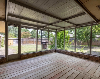 2705 Chadwick Drive - Photo Thumbnail 33