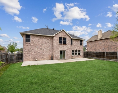 320 Mesa Verde Way - Photo Thumbnail 34