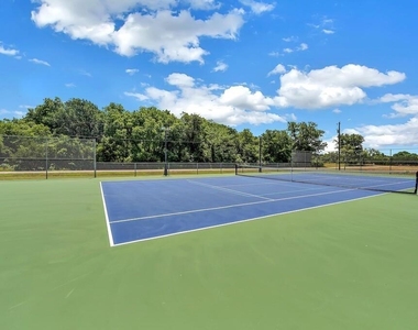 27101 Meadowmore Court - Photo Thumbnail 31