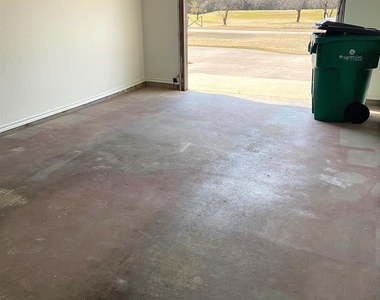 27101 Meadowmore Court - Photo Thumbnail 23