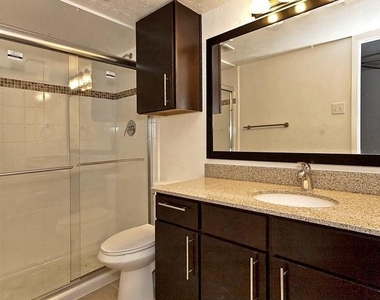 5909 Birchbrook Drive - Photo Thumbnail 10