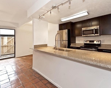 5909 Birchbrook Drive - Photo Thumbnail 11