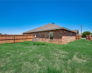 6035 Jennings Drive - Photo Thumbnail 16