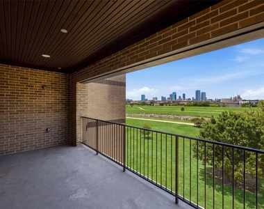400 Vista Buena Trail - Photo Thumbnail 31