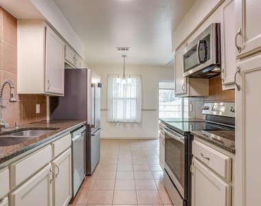 2610 N Casa Blanca Court - Photo Thumbnail 16