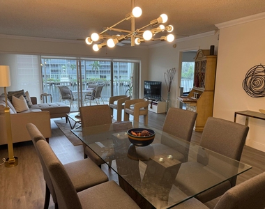 1537 E Hillsboro Boulevard - Photo Thumbnail 33