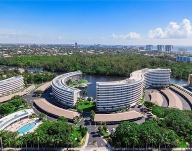 1537 E Hillsboro Boulevard - Photo Thumbnail 22
