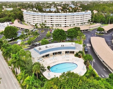 1537 E Hillsboro Boulevard - Photo Thumbnail 26
