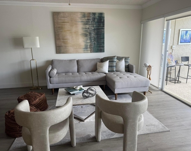 1537 E Hillsboro Boulevard - Photo Thumbnail 37