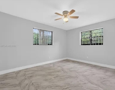 11120 Nw 6th Avenue - Photo Thumbnail 8