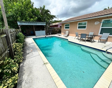 6528 Country Wood Way - Photo Thumbnail 56