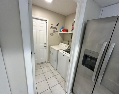 6528 Country Wood Way - Photo Thumbnail 29