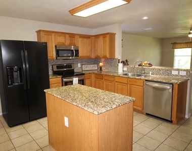 3509 Sherbrooke Place - Photo Thumbnail 15