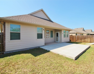 1610 Fields View Drive - Photo Thumbnail 31